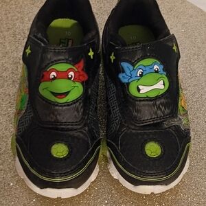 Kid's Teenage Mutant Ninja Turtles Light Up Shoes Size 10